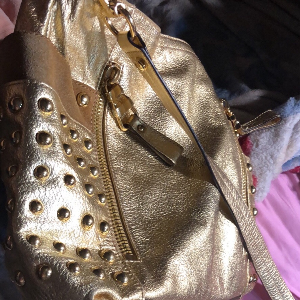 Gold handbag B Mac